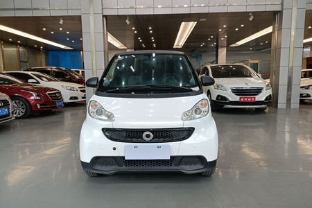 盐城二手smart fortwo 2013款 1.0L MHD 新年特别版