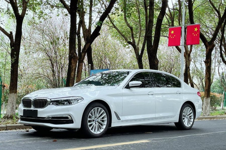 自贡二手宝马5系 2020款 530Li 行政型 M运动套装