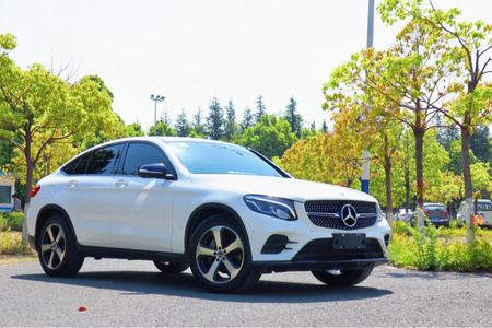 临沧二手奔驰GLC轿跑 2018款 GLC 200 4MATIC 轿跑SUV