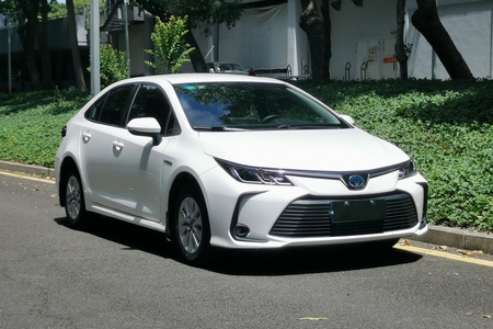 深圳二手丰田卡罗拉 2019款 双擎 1.8L E二手CVT 先锋版