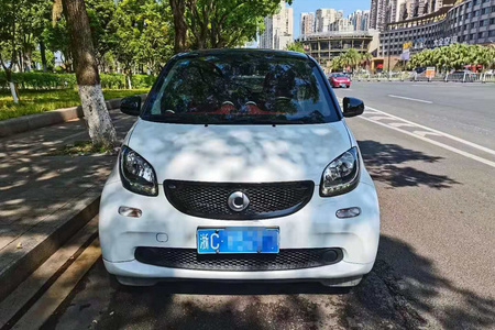 温州二手smart forfour 2016款 1.0L 52千瓦激情版
