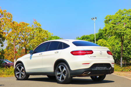 临沧二手奔驰GLC轿跑 2018款 GLC 200 4MATIC 轿跑SUV