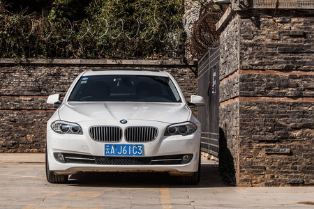 西双版纳二手宝马5系 2013款 525Li 2.0T 手自一体 领先型