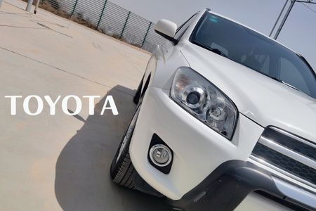 甘南二手丰田RAV4荣放 2011款 2.0L 自动经典版
