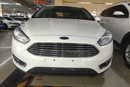 西双版纳二手福特福克斯 2015款 三厢 1.6L 自动风尚型