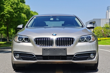 常州二手宝马5系 2017款 525Li 2.0T 手自一体 豪华设计套装