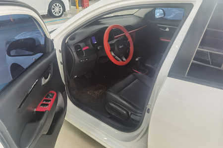乌鲁木齐二手起亚K2 2017款 1.4L 手自一体 GLS