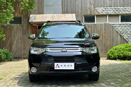 连云港二手三菱欧蓝德 2014款 2.4L 四驱 豪华7座 超值版