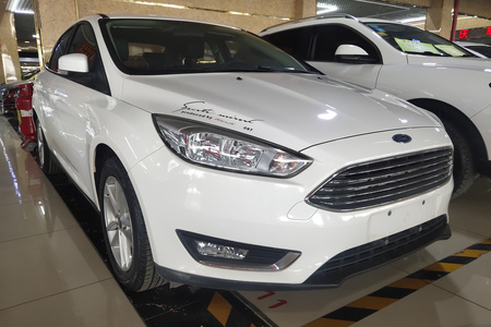 西双版纳二手福特福克斯 2015款 三厢 1.6L 自动风尚型