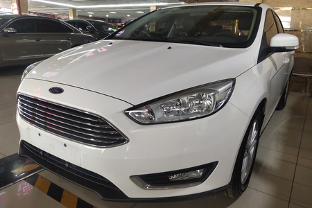 西双版纳二手福特福克斯 2015款 三厢 1.6L 自动风尚型