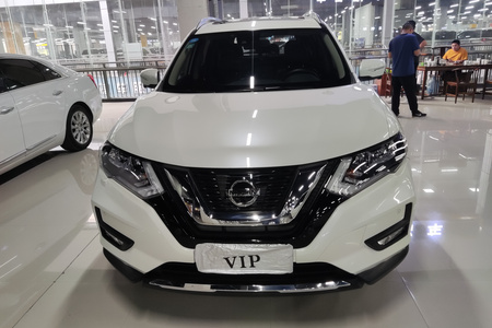 信阳二手日产奇骏 2019款 2.5L CVT 四驱 智联豪华版 5座