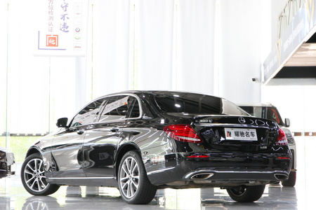 石嘴山二手奔驰E级 2019款 E 300 L 豪华版