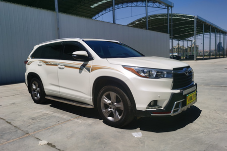 临夏二手丰田汉兰达 2015款 2.0T 手自一体 四驱 豪华导航版 7座
