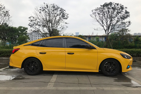 温州二手名爵5 2021款 180DVVT CVT 青春豪华版
